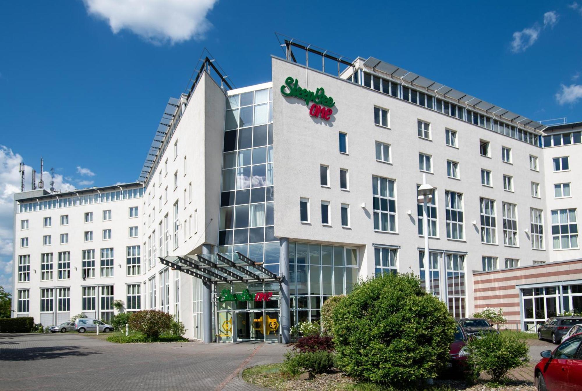 Best Western Conference Airporthotel Frankfurt Moerfelden Bagian luar foto