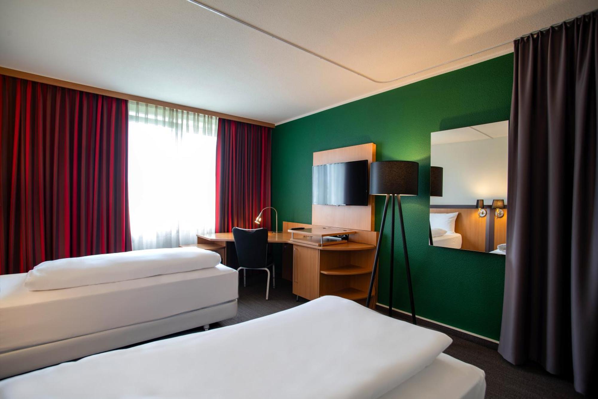 Best Western Conference Airporthotel Frankfurt Moerfelden Bagian luar foto